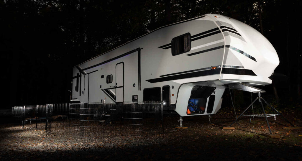 fifth wheel remorque