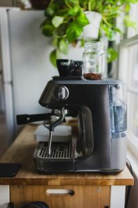 Machine espresso manuelle compacte